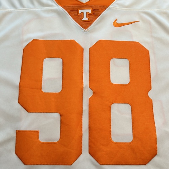 Tennessee Vols Men’s Nike Jersey - Picture 2 of 6